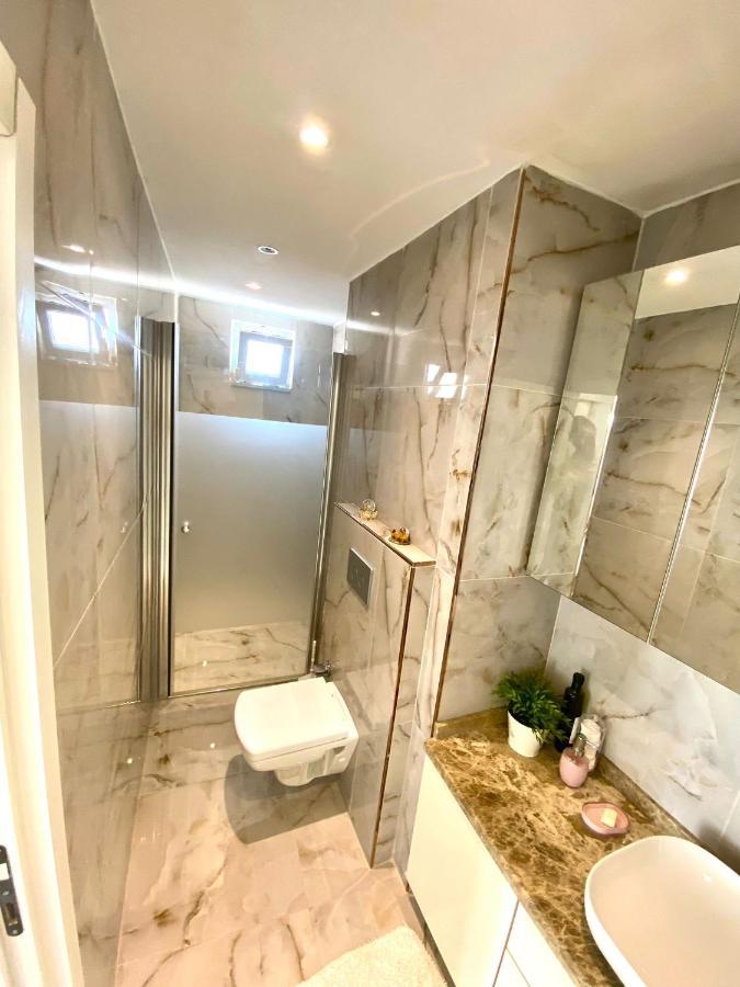 Wonderful Villa Airport 5 Minutes Arnavutkoy Екстер'єр фото